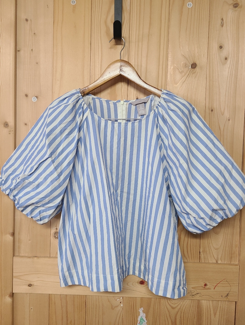 H&M‎ Blue and White Striped Puff-Sleeve Blouse - Picture 4 of 7